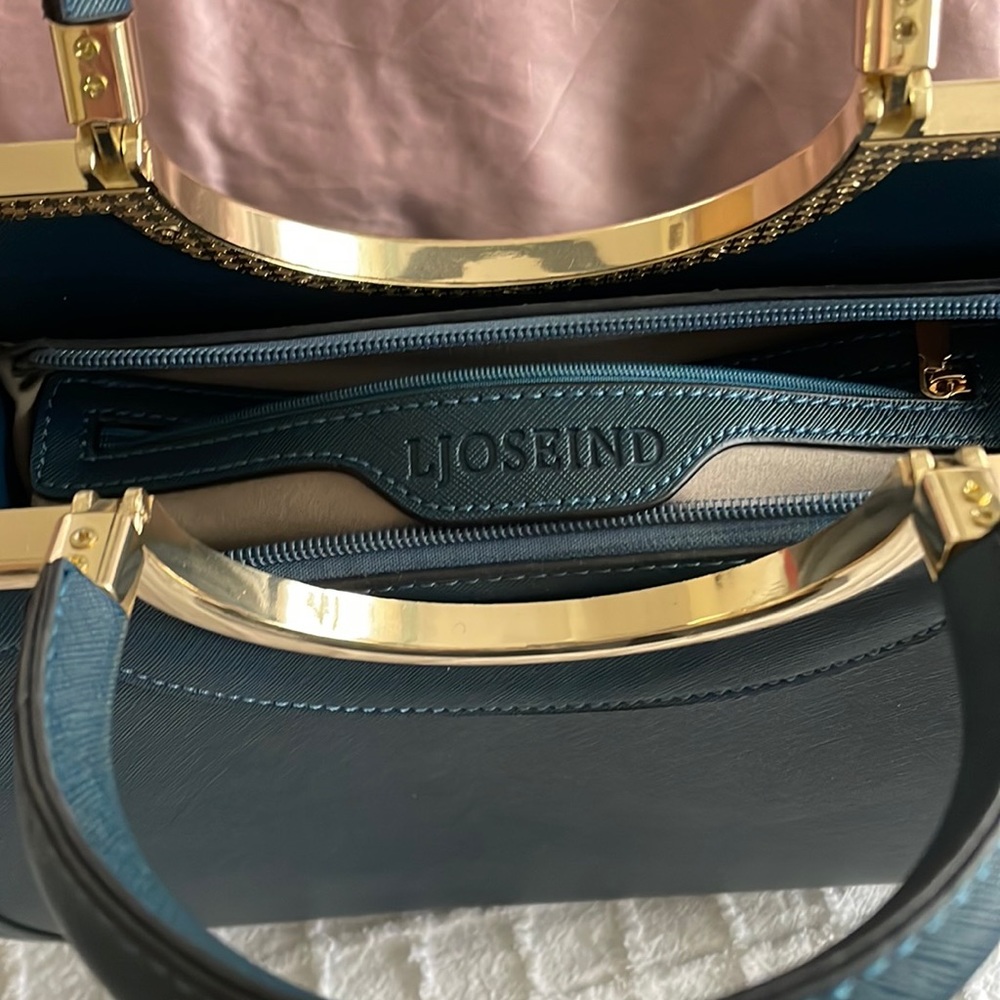 Elegant purse